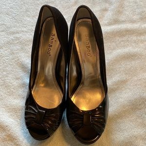 Bamboo, Black peep toe, Platform’s, excellent condition, sz 71/2, 5 in heel